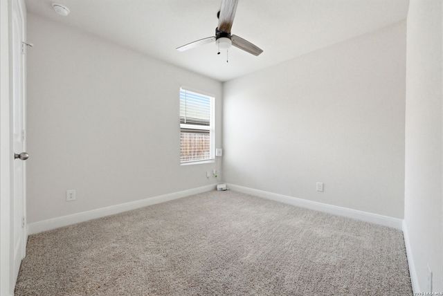 1325 Falls Grove, Seguin, TX 78155