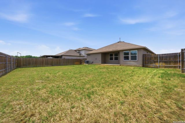 1325 Falls Grove, Seguin, TX 78155