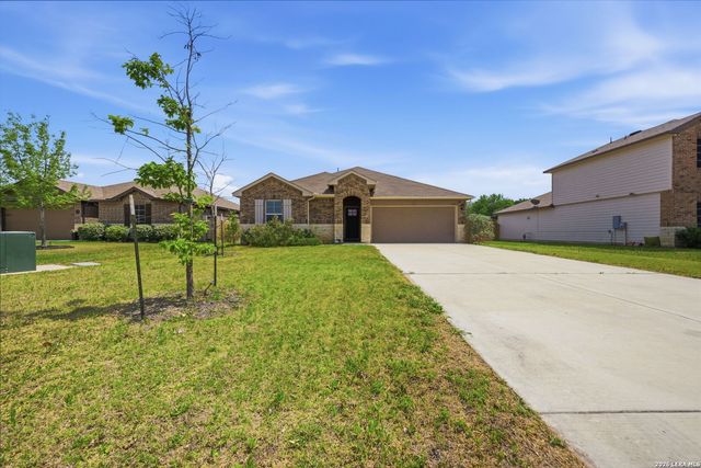 1325 Falls Grove, Seguin, TX 78155