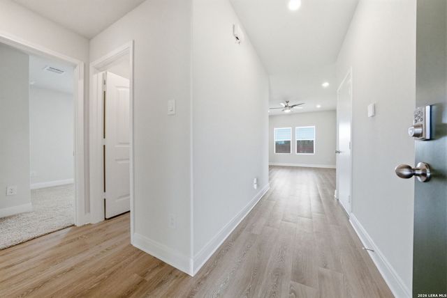 1325 Falls Grove, Seguin, TX 78155