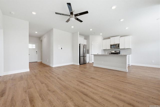 1325 Falls Grove, Seguin, TX 78155