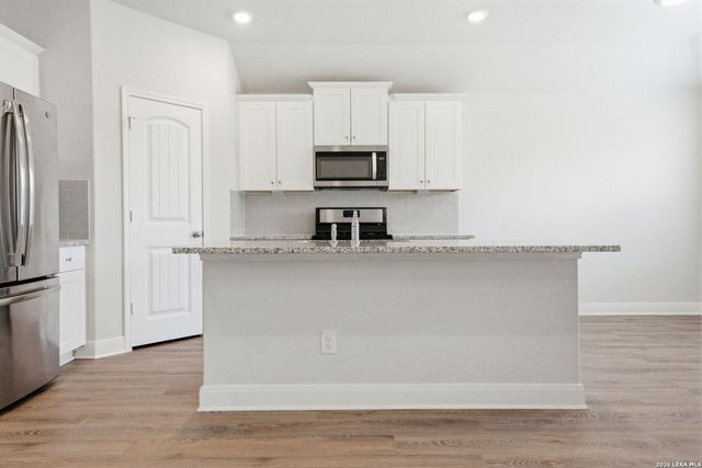 1325 Falls Grove, Seguin, TX 78155