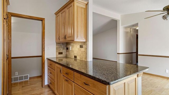 5211 E Hamilton Avenue, Eau Claire, WI 54701