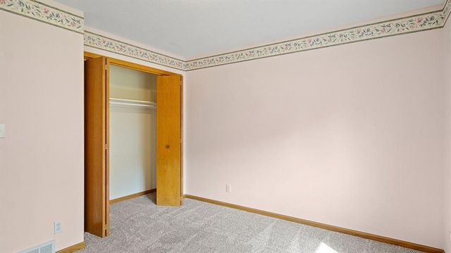 5211 E Hamilton Avenue, Eau Claire, WI 54701