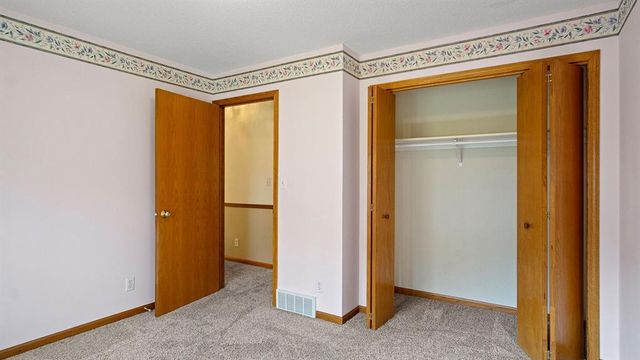 5211 E Hamilton Avenue, Eau Claire, WI 54701