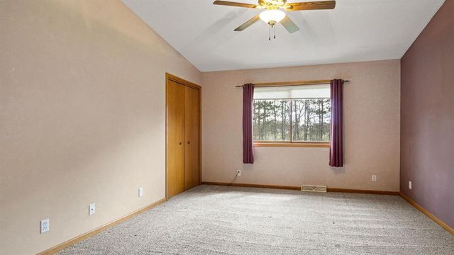 5211 E Hamilton Avenue, Eau Claire, WI 54701