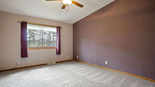 5211 E Hamilton Avenue, Eau Claire, WI 54701