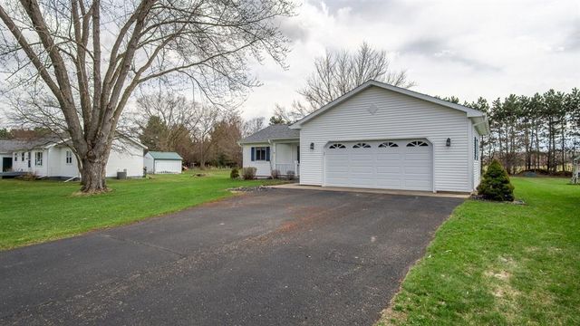 5211 E Hamilton Avenue, Eau Claire, WI 54701