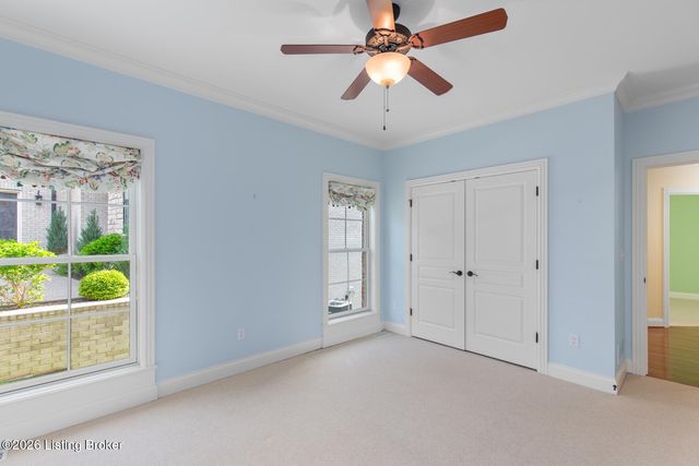 6608 Nightingale Bluff Ln, Louisville, KY 40241
