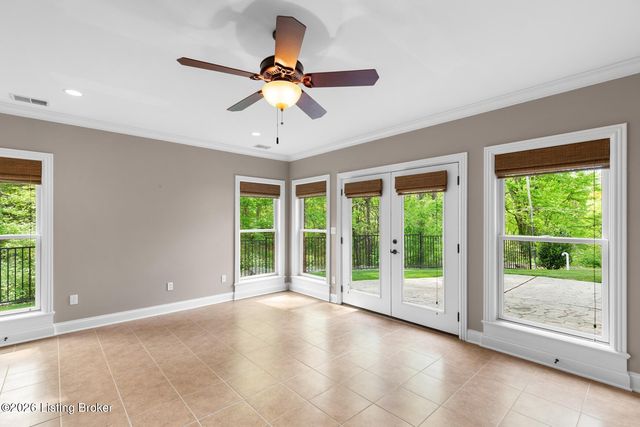 6608 Nightingale Bluff Ln, Louisville, KY 40241