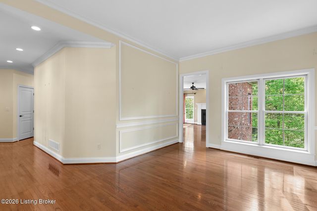 6608 Nightingale Bluff Ln, Louisville, KY 40241