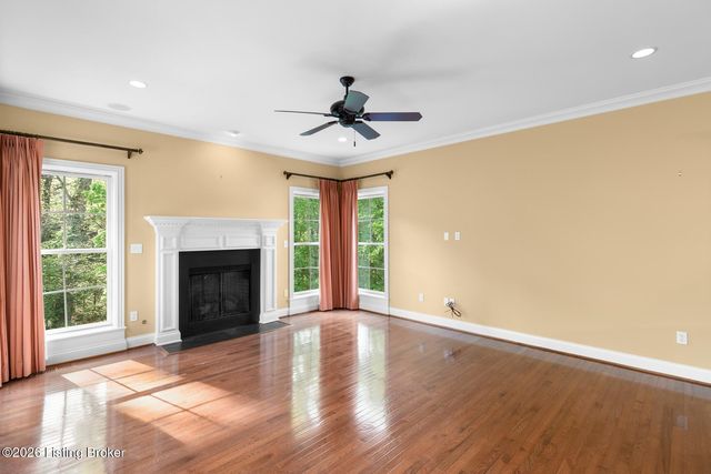 6608 Nightingale Bluff Ln, Louisville, KY 40241