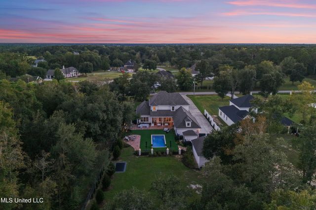 7561 Oakenshield Lane, Pass Christian, MS 39571