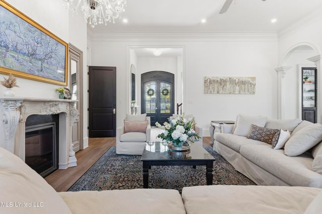 7561 Oakenshield Lane, Pass Christian, MS 39571