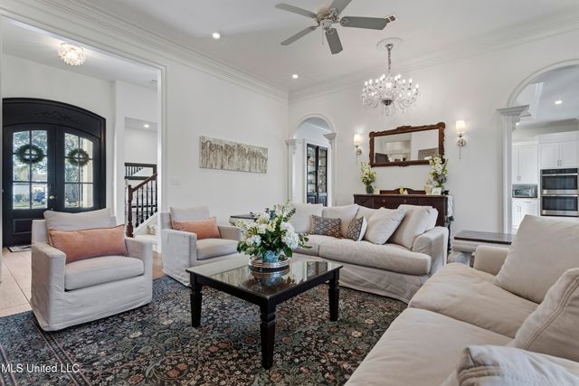 7561 Oakenshield Lane, Pass Christian, MS 39571