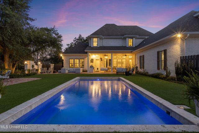 7561 Oakenshield Lane, Pass Christian, MS 39571