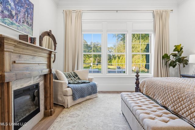 7561 Oakenshield Lane, Pass Christian, MS 39571