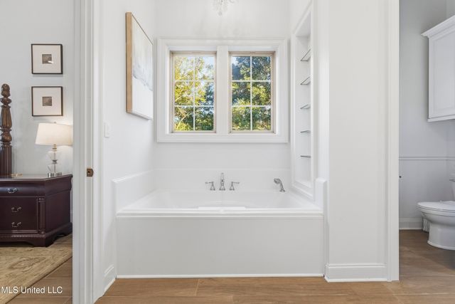 7561 Oakenshield Lane, Pass Christian, MS 39571