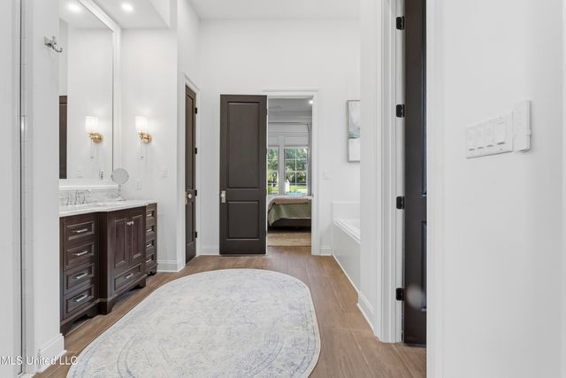 7561 Oakenshield Lane, Pass Christian, MS 39571