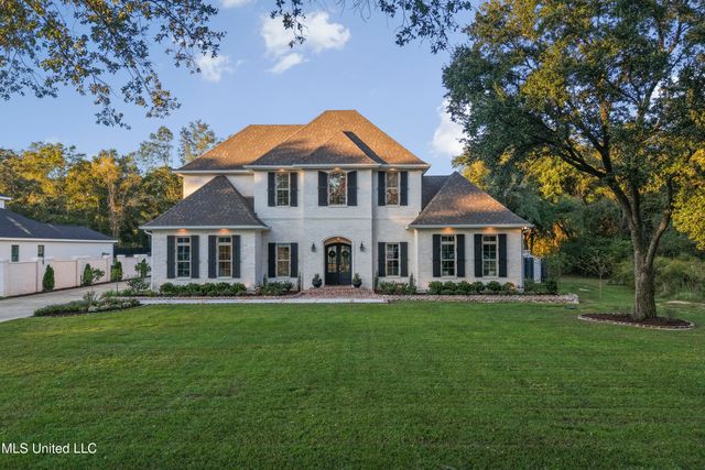 7561 Oakenshield Lane, Pass Christian, MS 39571