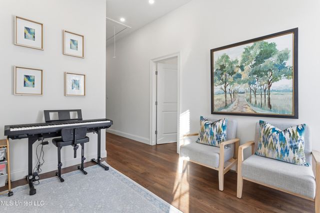 7561 Oakenshield Lane, Pass Christian, MS 39571