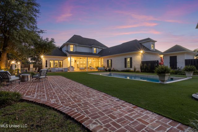 7561 Oakenshield Lane, Pass Christian, MS 39571