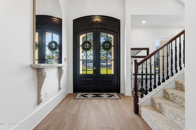 7561 Oakenshield Lane, Pass Christian, MS 39571