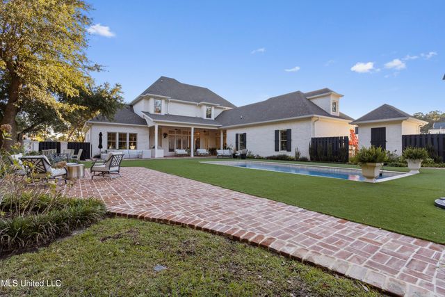 7561 Oakenshield Lane, Pass Christian, MS 39571