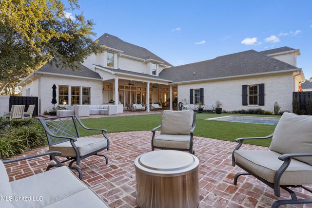 7561 Oakenshield Lane, Pass Christian, MS 39571