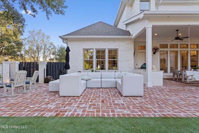 7561 Oakenshield Lane, Pass Christian, MS 39571