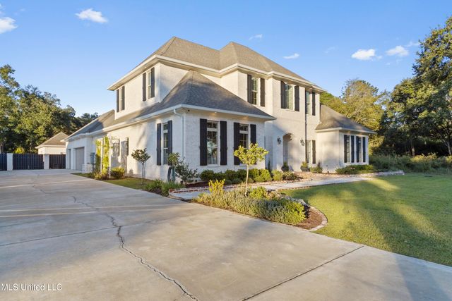 7561 Oakenshield Lane, Pass Christian, MS 39571