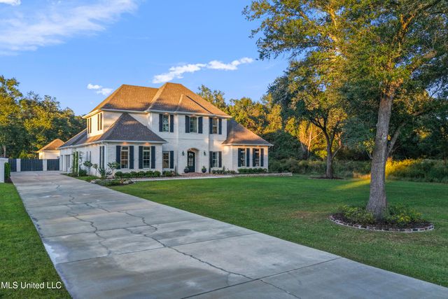 7561 Oakenshield Lane, Pass Christian, MS 39571