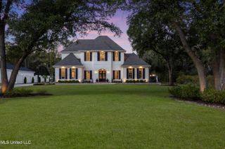 7561 Oakenshield Lane, Pass Christian, MS 39571