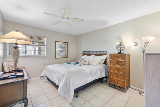 157 Flanders D, Delray Beach, FL 33484