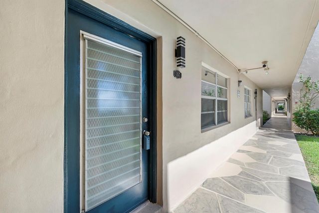 157 Flanders D, Delray Beach, FL 33484