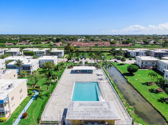 157 Flanders D, Delray Beach, FL 33484