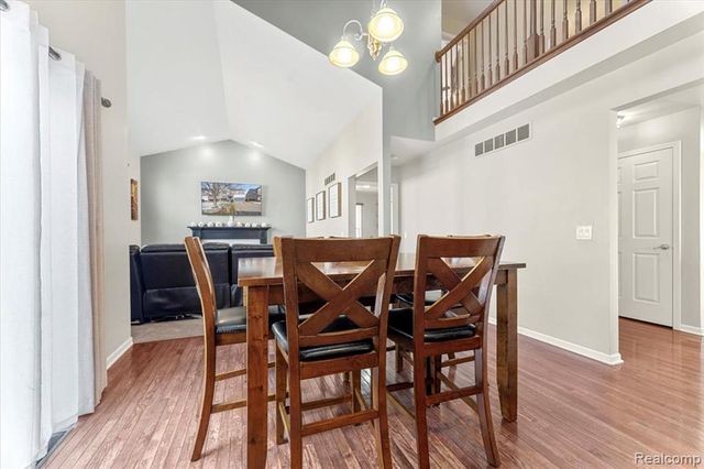 3710 Ridge View Drive, Trenton, MI 48183