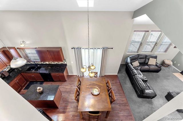 3710 Ridge View Drive, Trenton, MI 48183