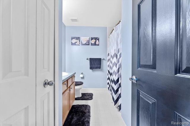 3710 Ridge View Drive, Trenton, MI 48183