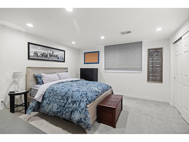 10380 E Lake Dr, Englewood, CO 80111