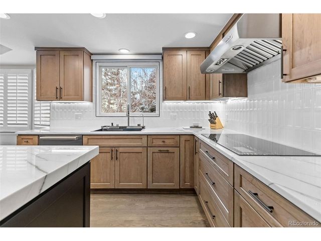 10380 E Lake Dr, Englewood, CO 80111
