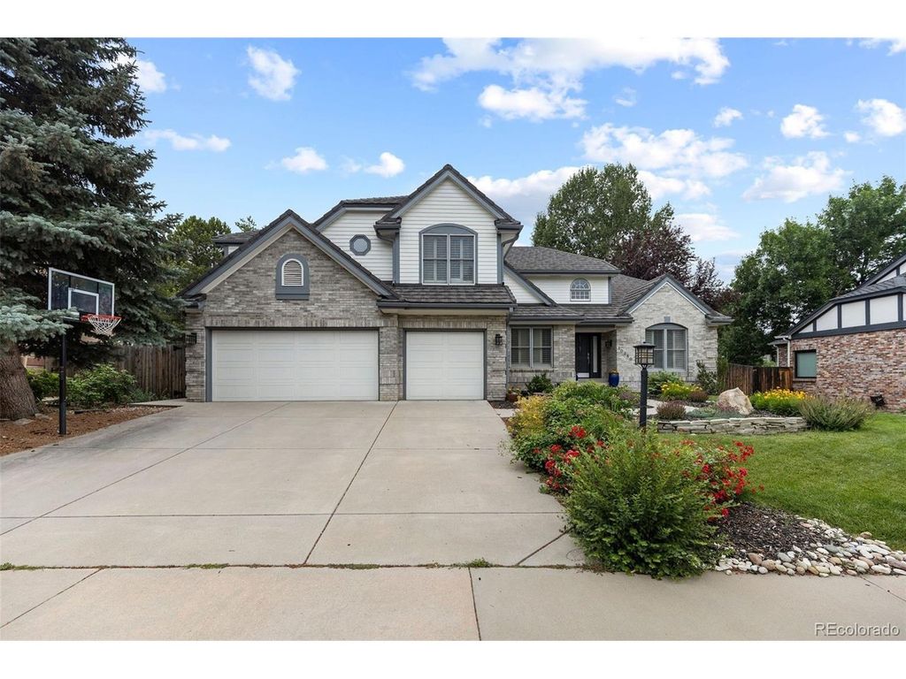 10380 E Lake Dr, Englewood, CO 80111