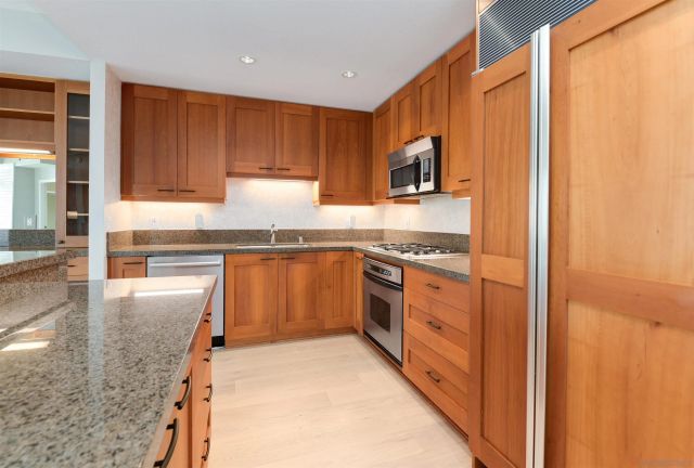 700 W Harbor Dr 1805, San Diego, CA 92101