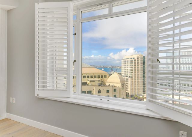 700 W Harbor Dr 1805, San Diego, CA 92101