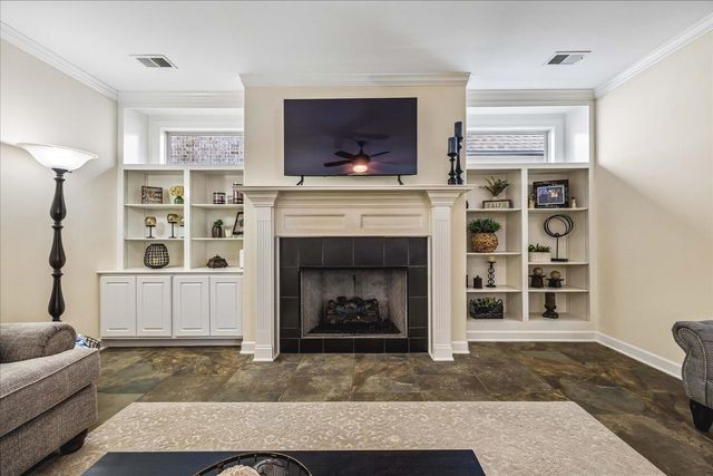 1020 OSTLERS WAY, Collierville, TN 38017