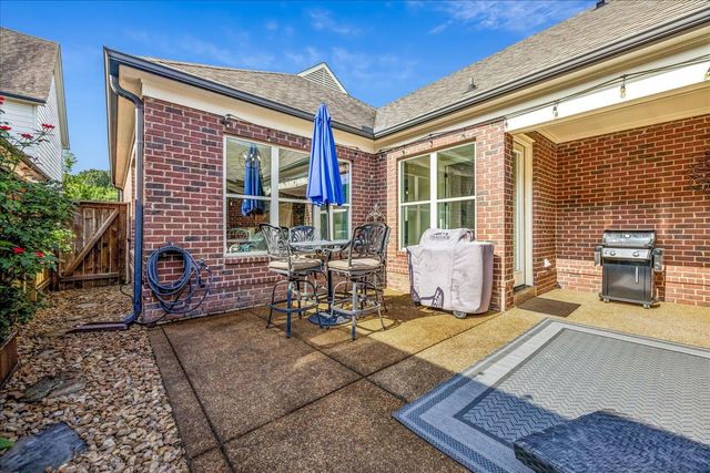 1020 OSTLERS WAY, Collierville, TN 38017
