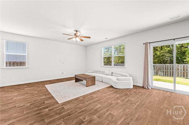 51 Wedge Circle, Richmond Hill, GA 31324