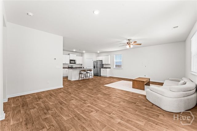 51 Wedge Circle, Richmond Hill, GA 31324