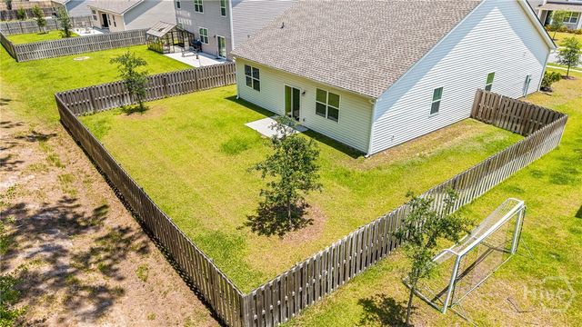 51 Wedge Circle, Richmond Hill, GA 31324