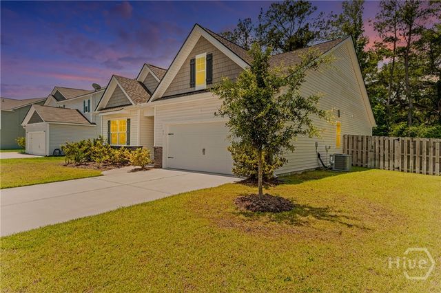 51 Wedge Circle, Richmond Hill, GA 31324